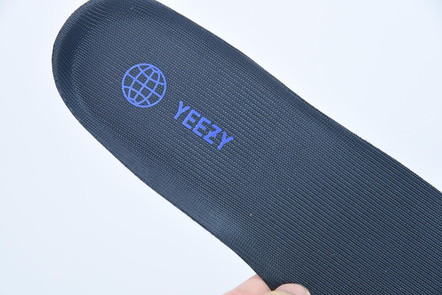 Adidas Yeezy Boost 350 V2 Dazzling Blue