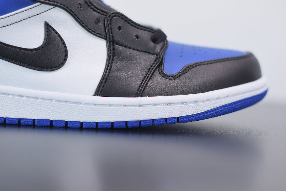 Nike Air Jordan 1 Low Royal Toe