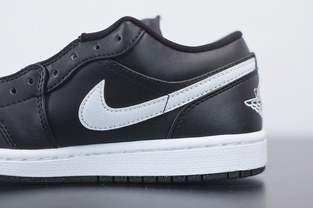Nike Air Jordan 1 Low Black
