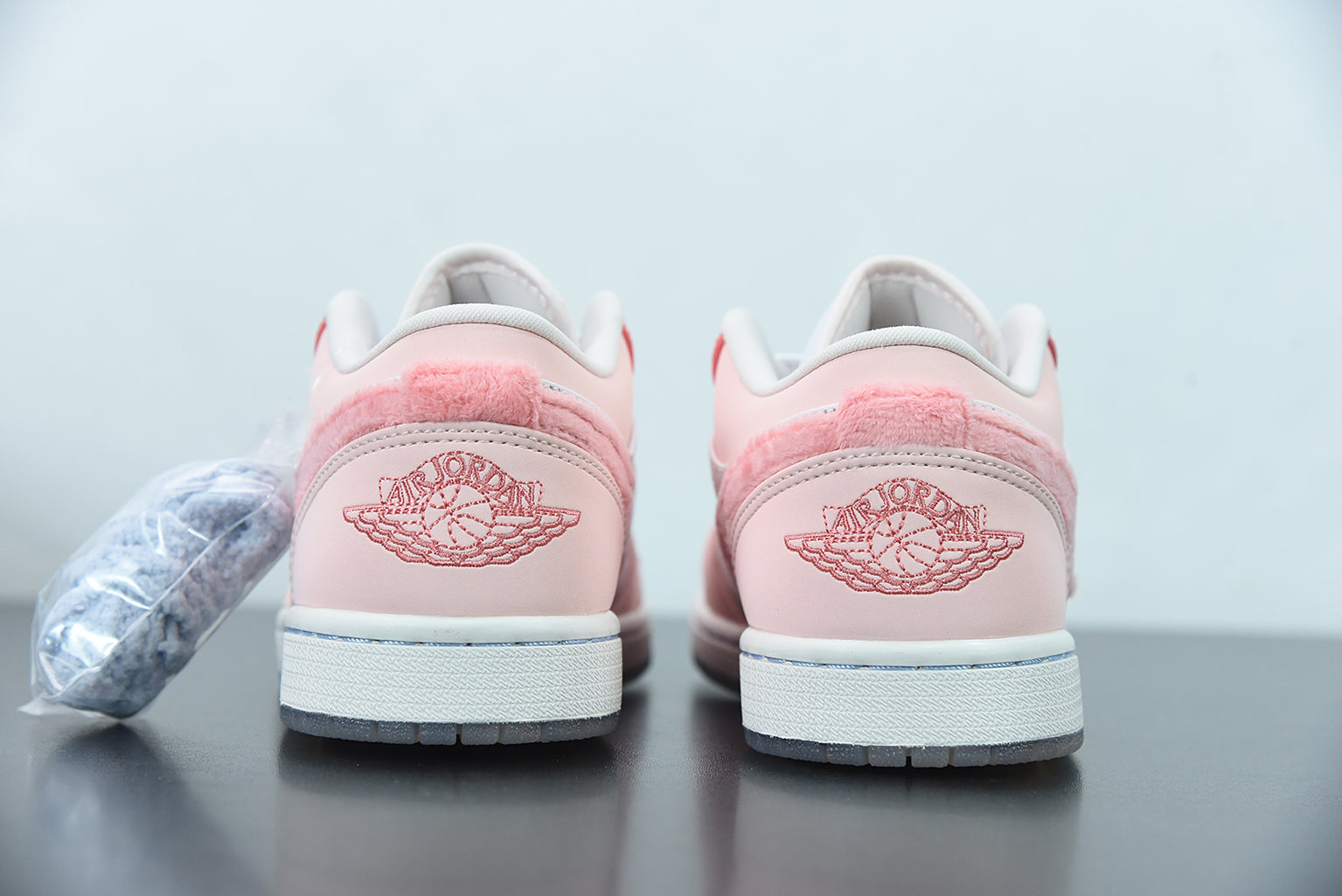 Nike Air Jordan 1 Low Mighty Swooshers Pink