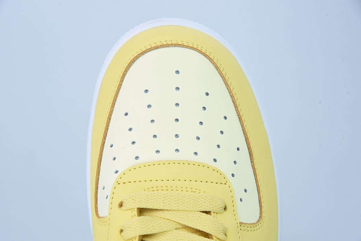 Nike Air Force 1 Low yellow