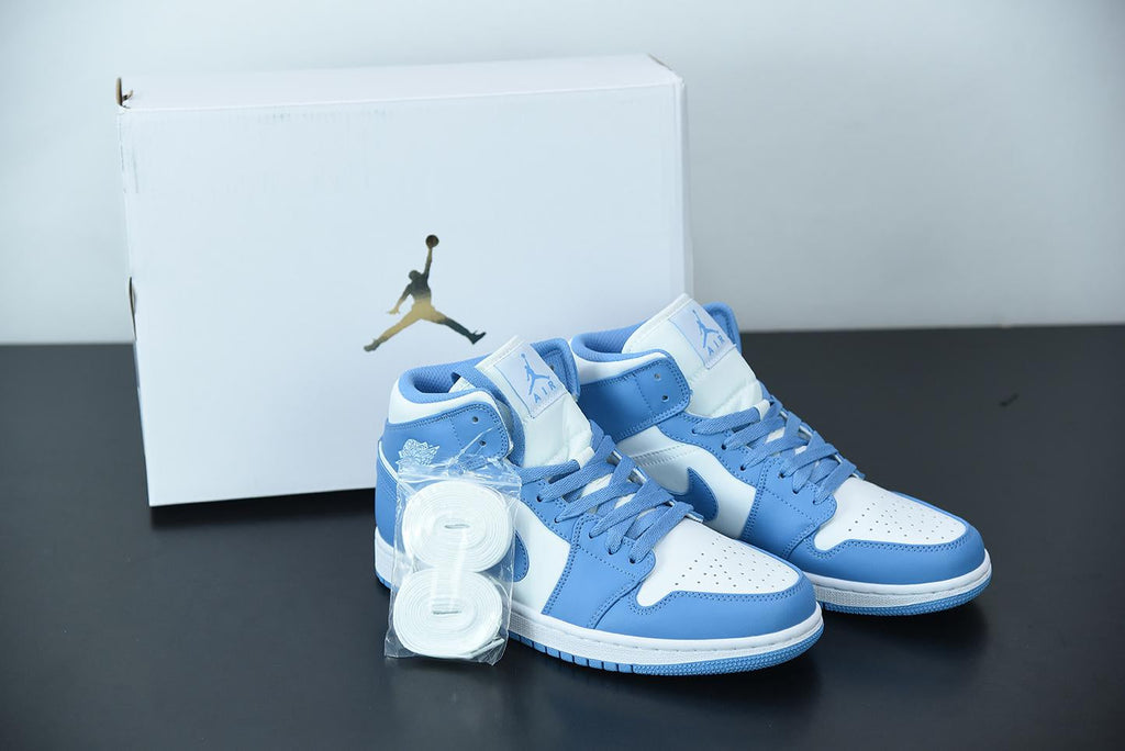 Nike Air Jordan 1 Retro Mid UNC