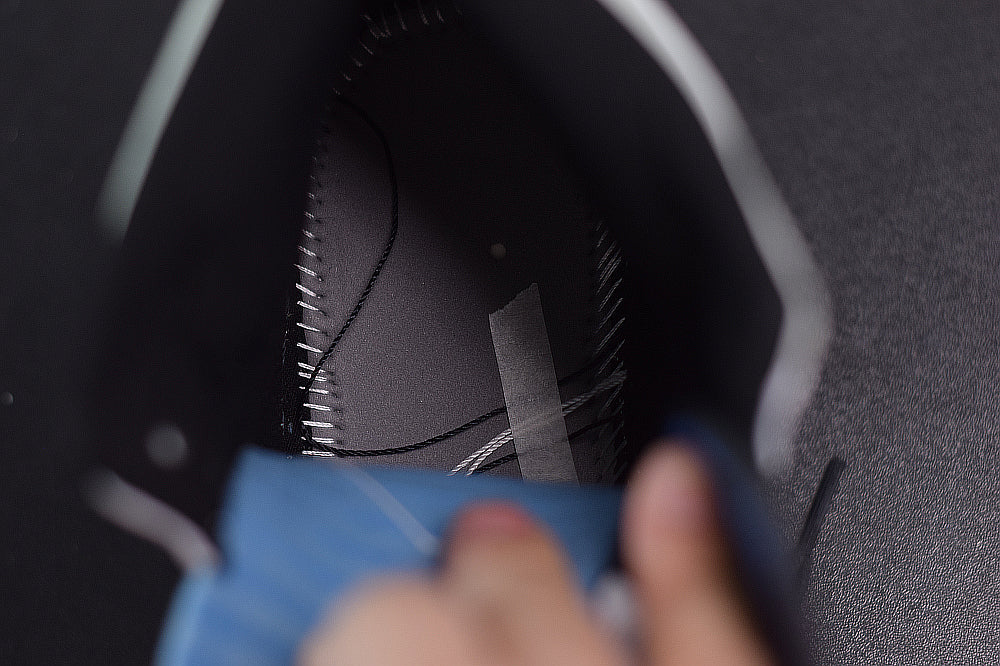 Nike Air Jordan 1 Mid Royal Black