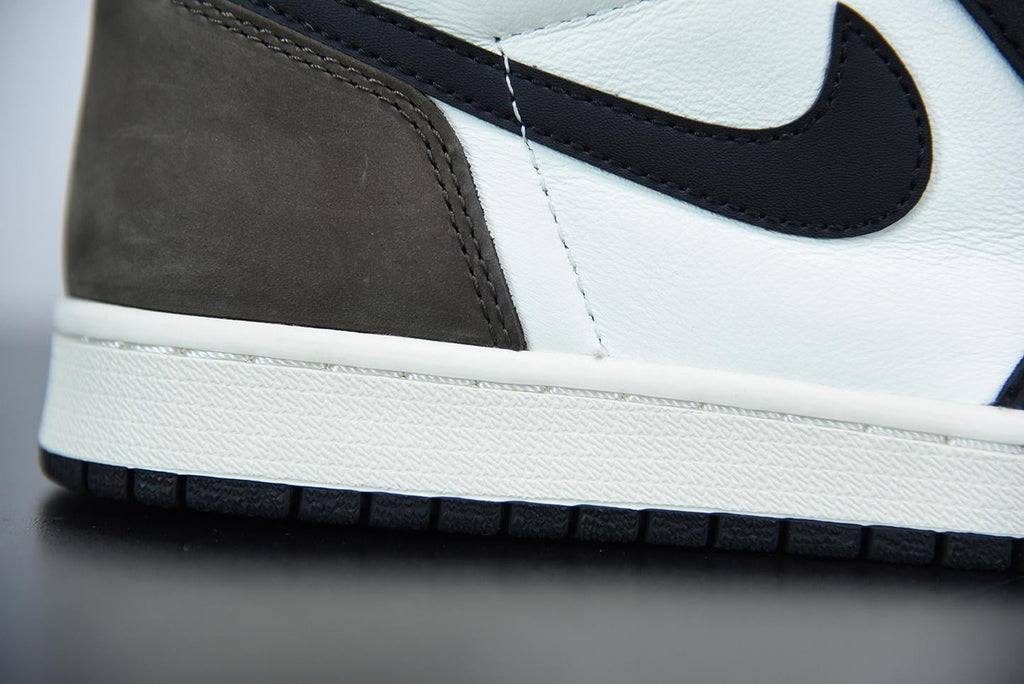 Nike Air Jordan 1 High Dark Mocha