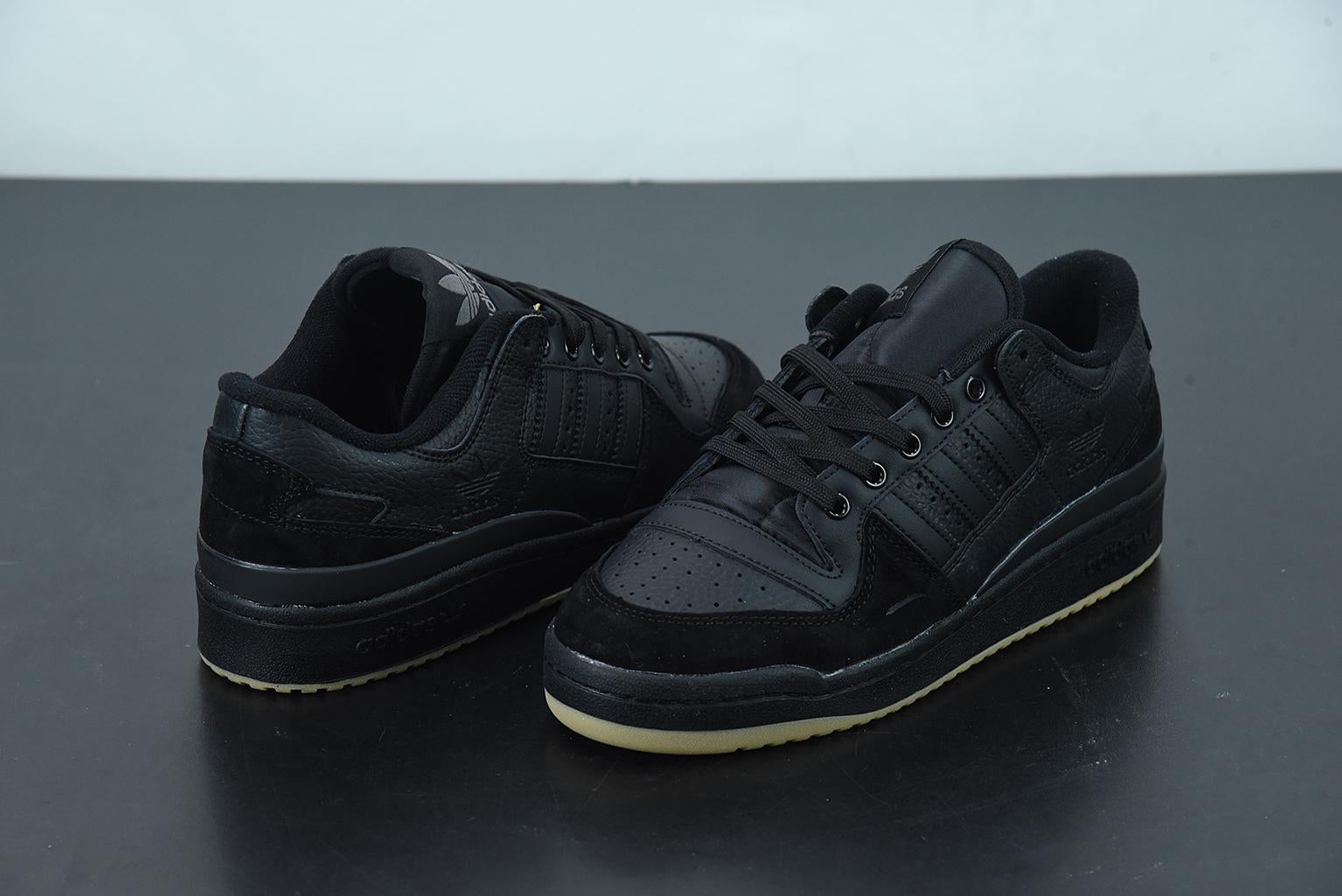 Adidas Forum Originals Core Black