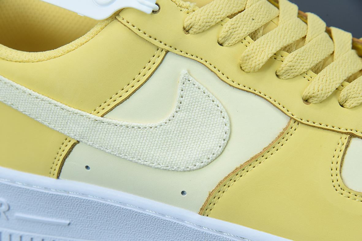 Nike Air Force 1 Low yellow