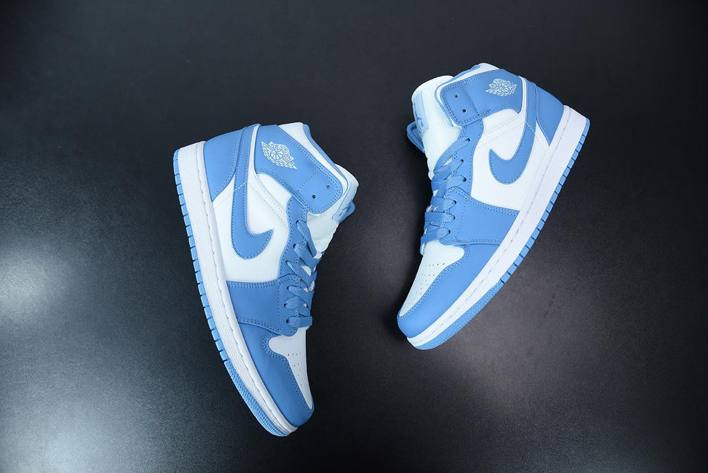 Nike Air Jordan 1 Retro Mid UNC