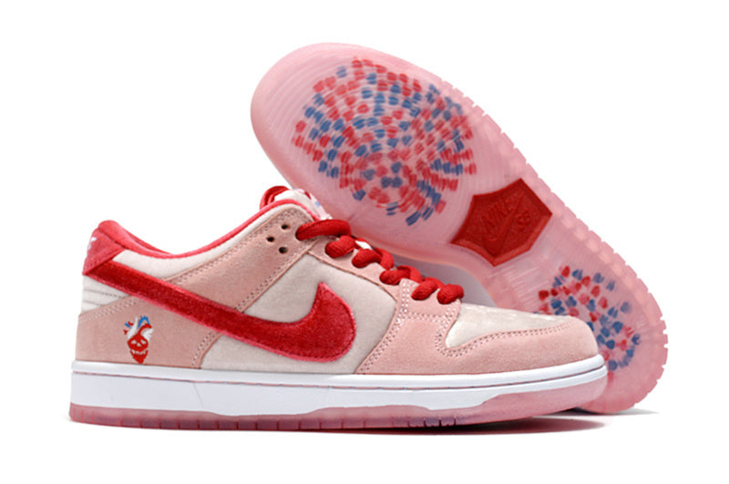 Nike SB Dunk Low Strangelove Secondary image
