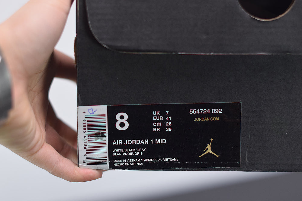 Nike Air Jordan 1 Mid Light Smoke Grey