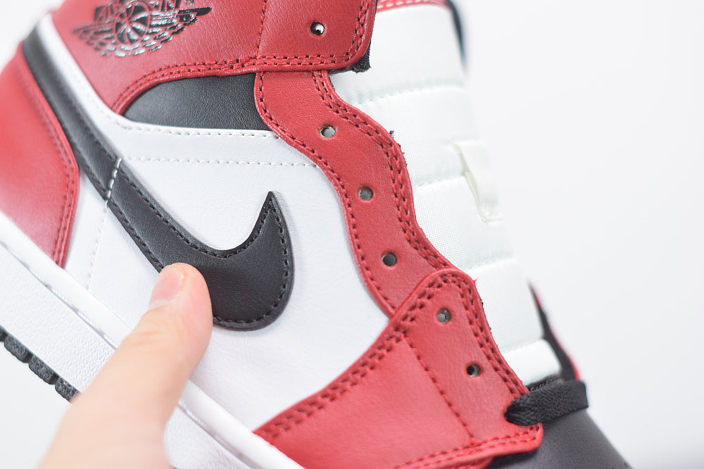 Nike Air Jordan 1 Mid Gym Red