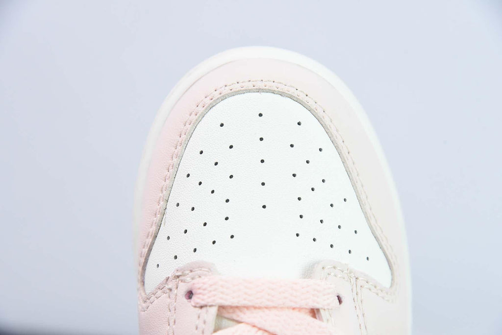 Nike Dunk Low Orange Pearl