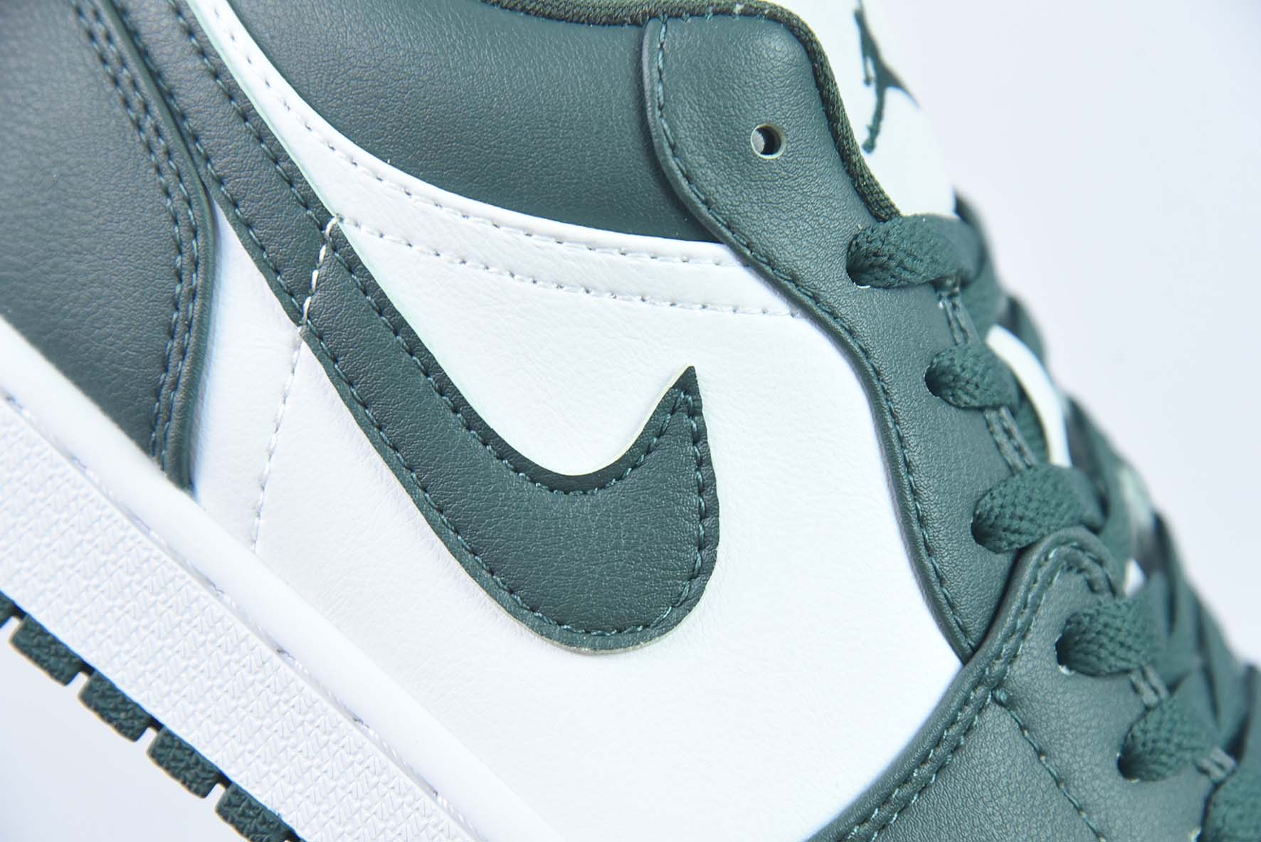 Nike Air Jordan 1 Low Michigan State