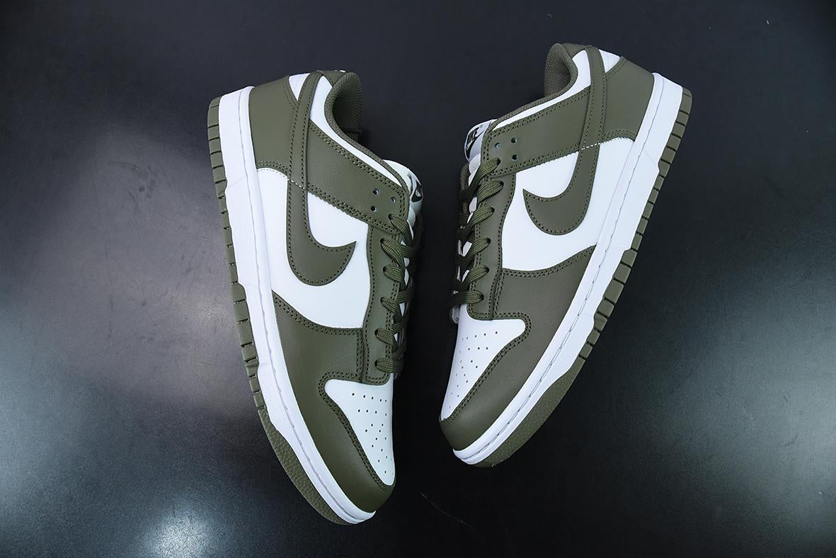 Nike Dunk Low Medium Olive
