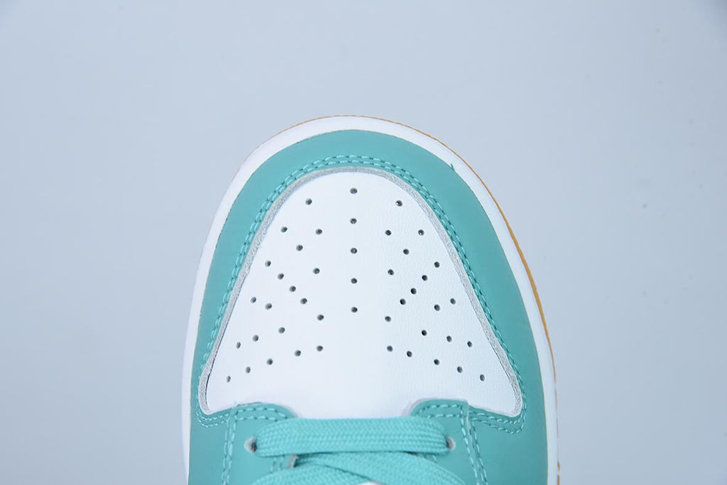 Nike SB Dunk Low Mint Green