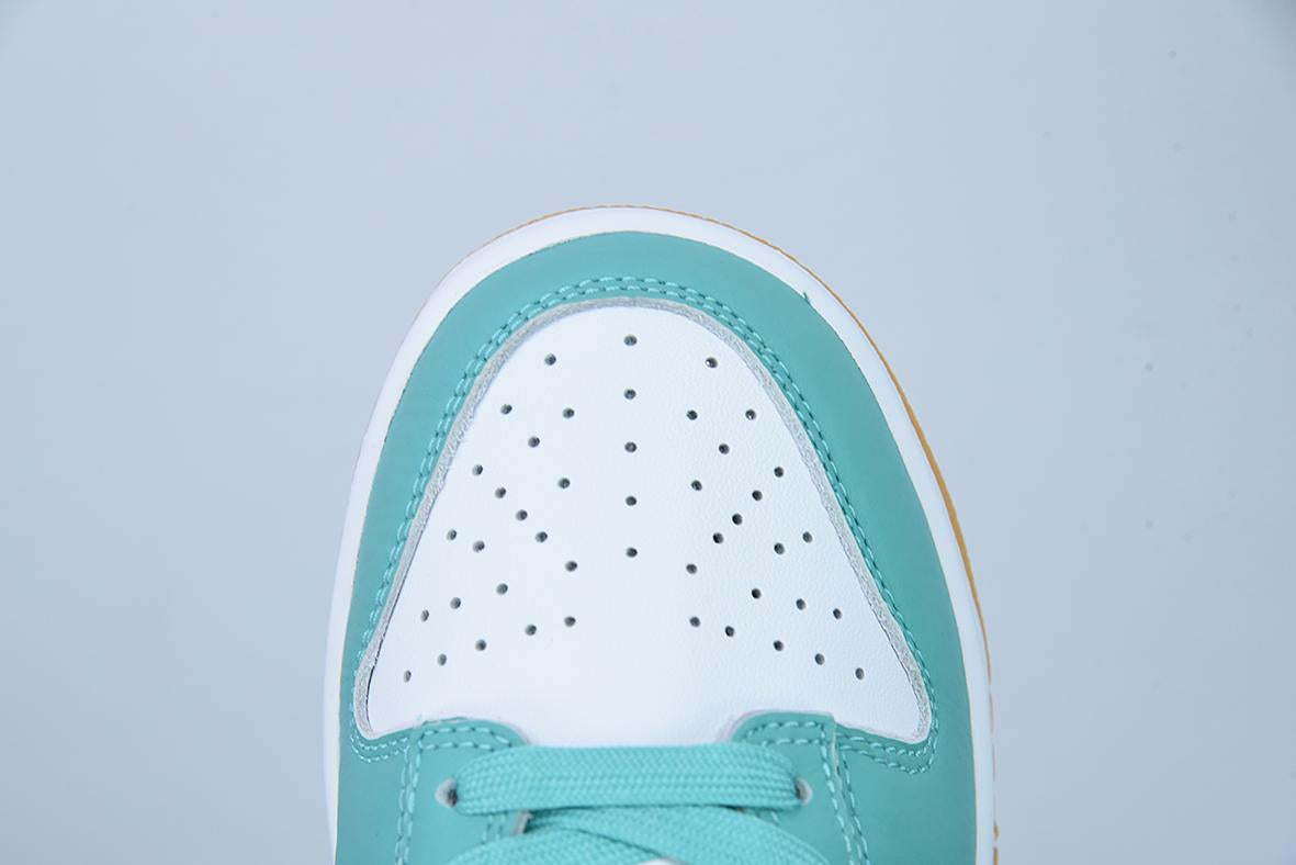 Nike SB Dunk Low Mint Green