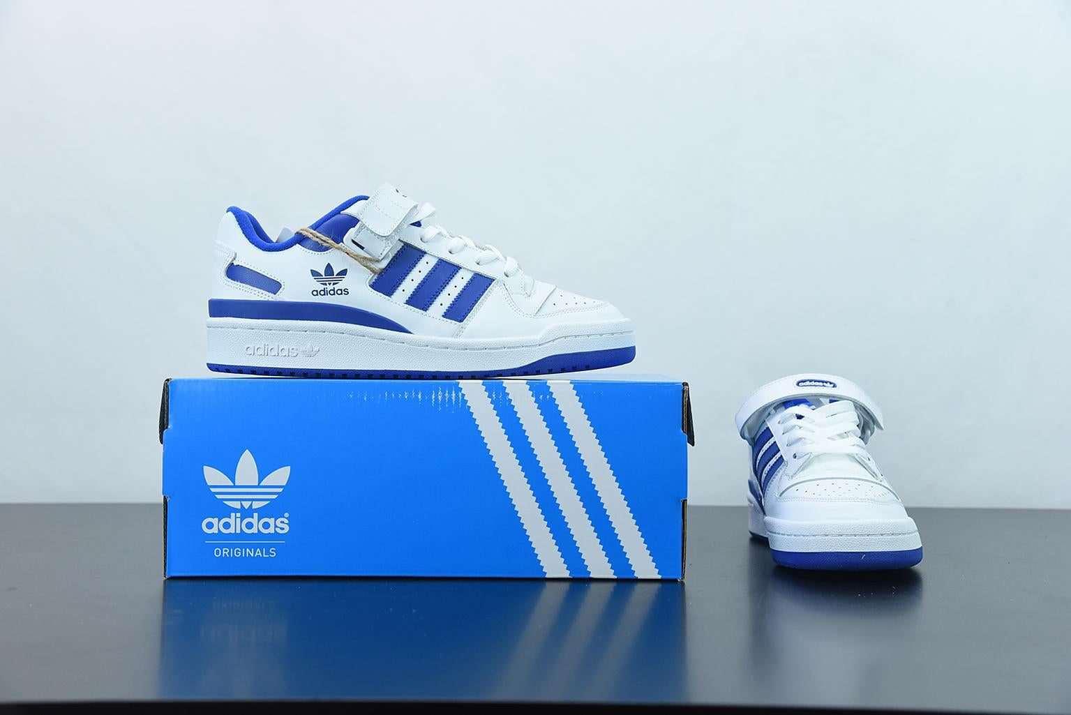 Adidas Forum Low White Royal Blue
