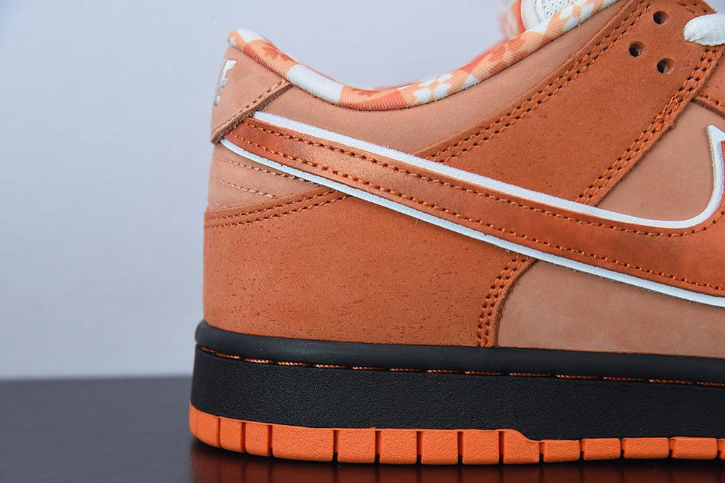 Nike SB Dunk Low x Orange Lobster