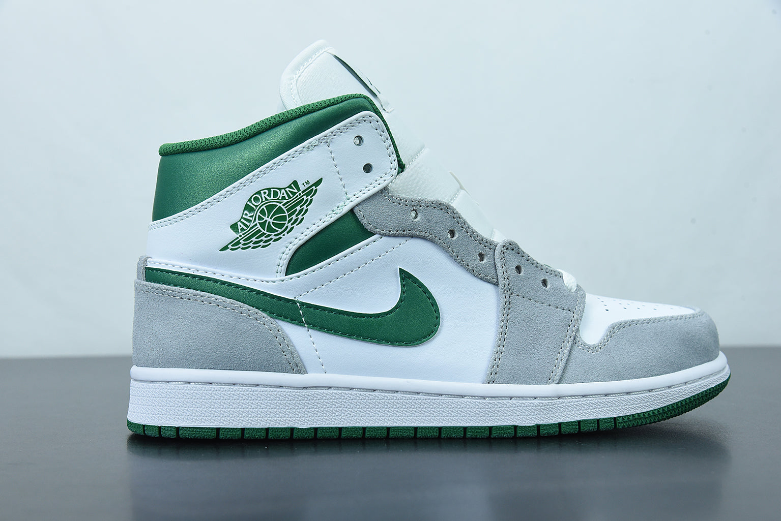 Nike Air Jordan 1 Mid Grey Pine Green