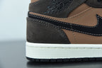 Nike Air Jordan 1 Mid Dark Chocolate