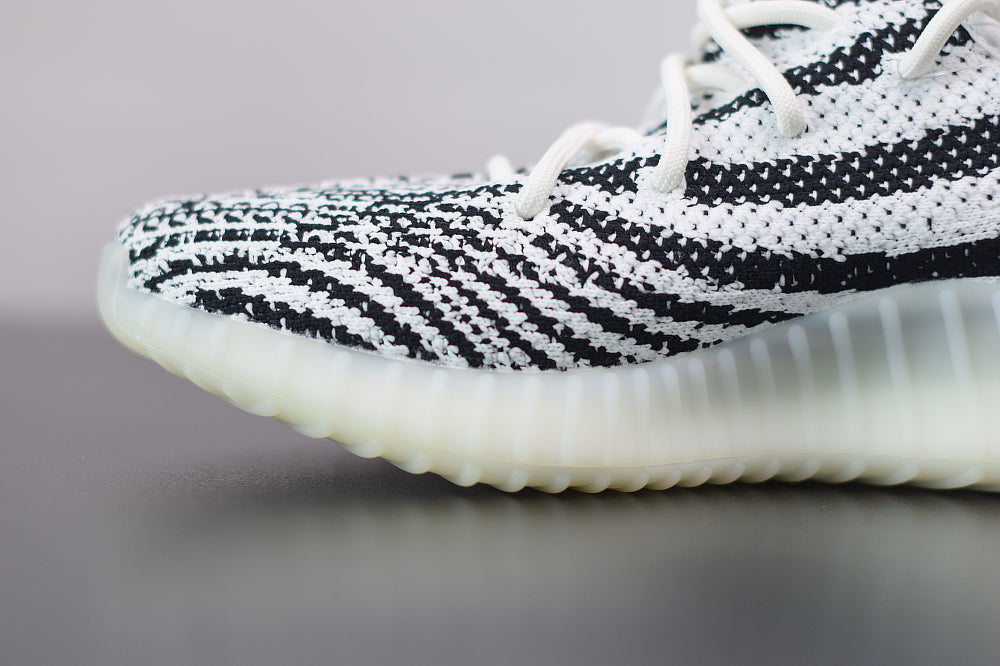 Adidas Yeezy Boost 350 v2 Zebra
