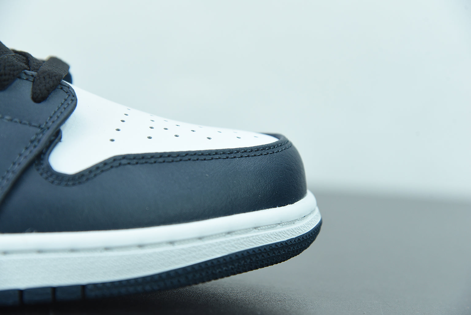 Nike Air Jordan 1 Low Dark Teal