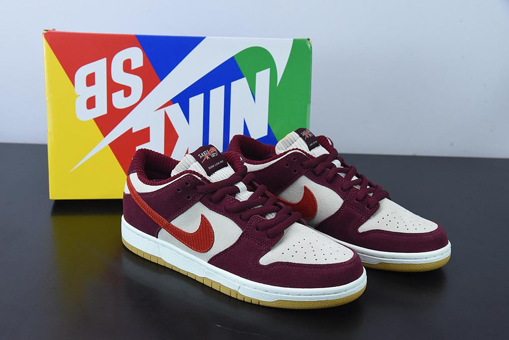 Nike Dunk Low "Skate Like a Girl"