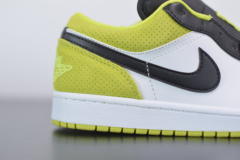 Nike Air Jordan 1 Low Black Cyber