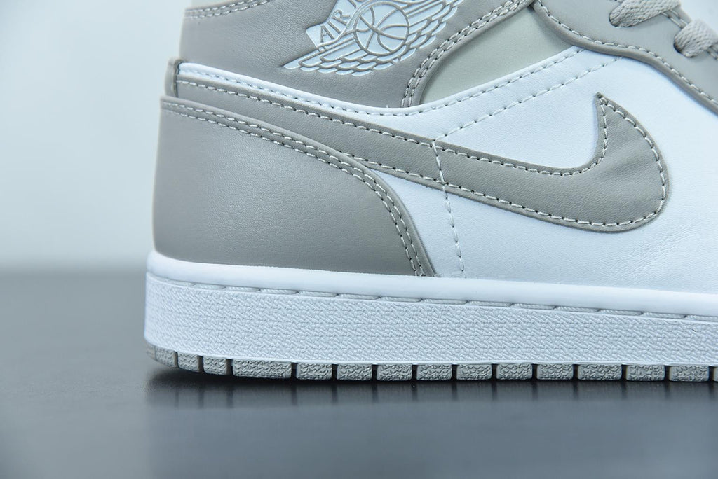Nike Air Jordan 1 Mid College Grey