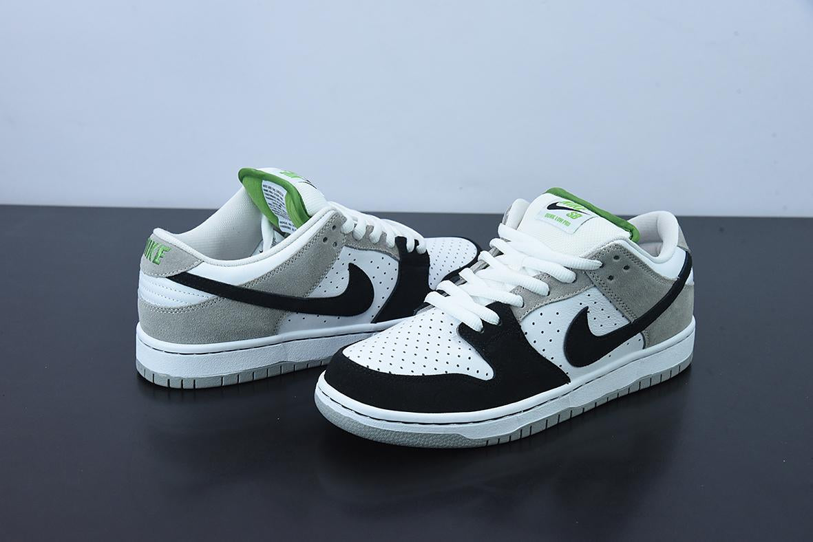 Nike SB Dunk Low Chloroph yll Secondary image