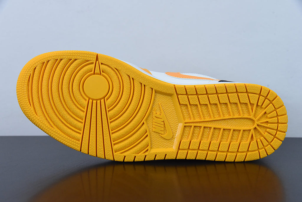 Nike Air Jordan 1 Low Taxi