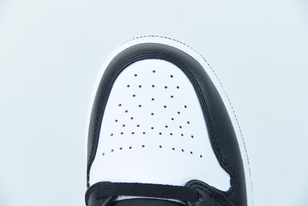 Nike Air Jordan 1 Mid White Royal