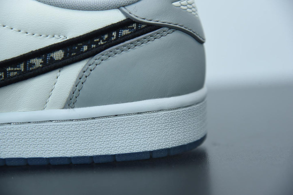 Nike Air Jordan 1 Low DIOR