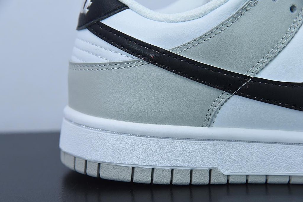 Nike Dunk Low SE Jackpot