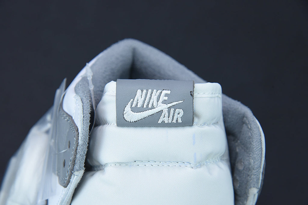 Nike Air Jordan 1 High Stealth