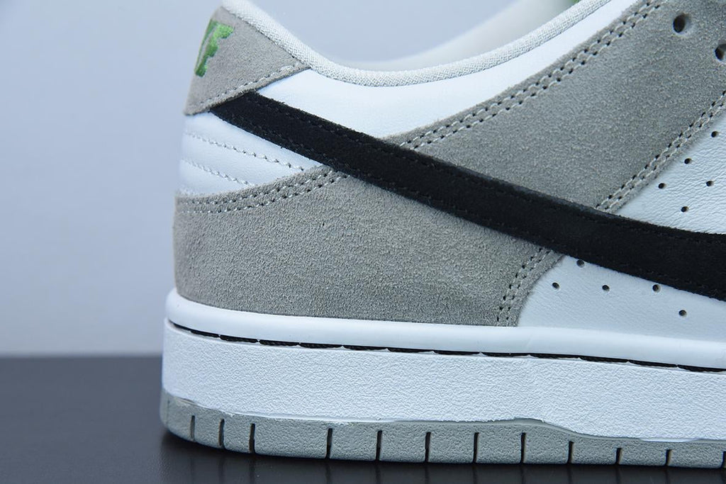 Nike SB Dunk Low Chloroph yll