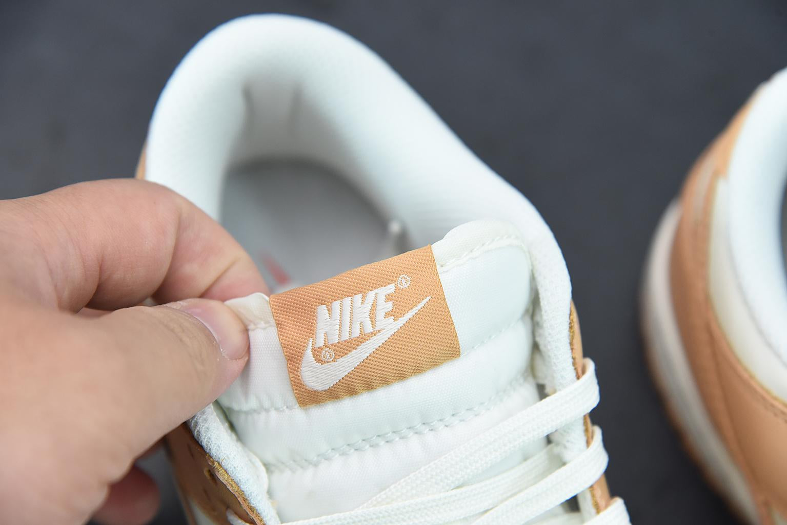 Nike Dunk SB Low Wmns Harvest Moon