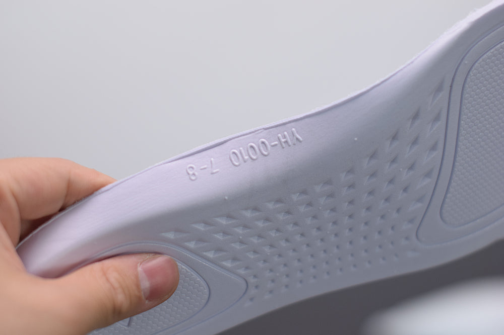 Adidas Yeezy Boost 350 v2 Zebra