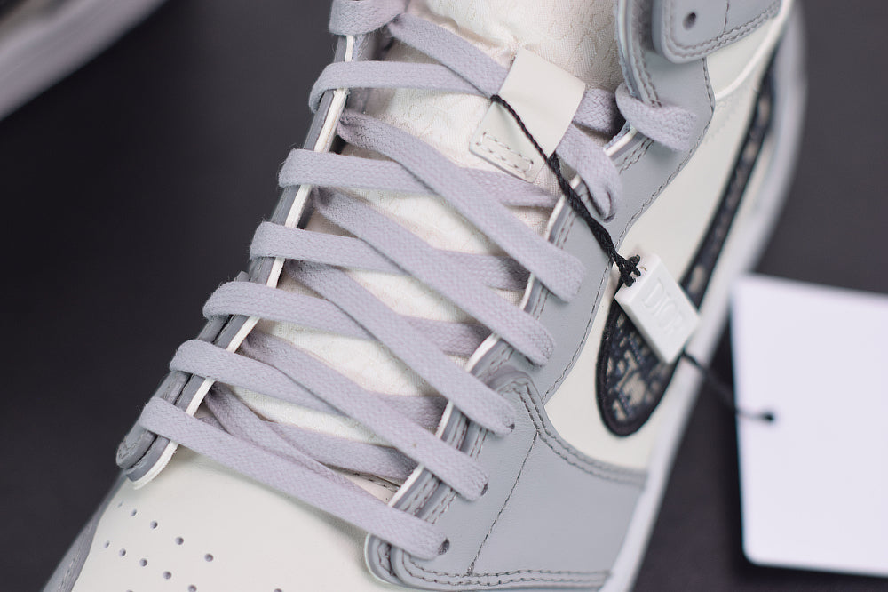 Nike Air Jordan 1 High DIOR
