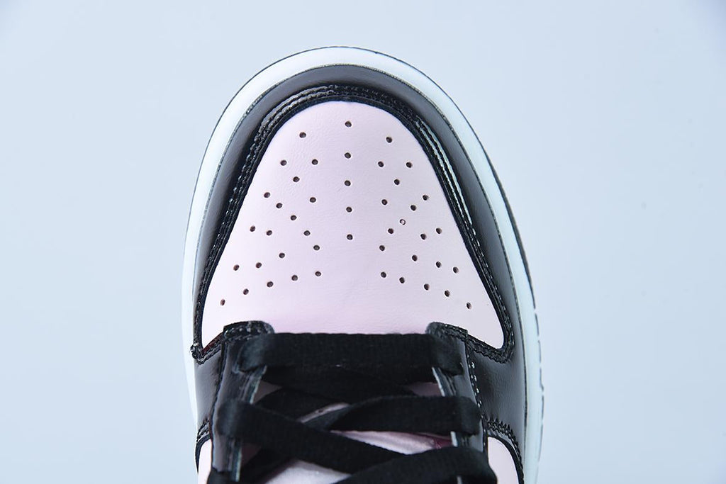 Nike SB Dunk Low ESS Pink Black